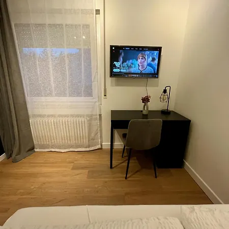 Daire G&p Housing - Xxl Fuer Familien & Gruppen 120qm Mit 3 Schlafzimmern, 3 Badezimmern, Panoramabalkon Und Grosser Kueche *